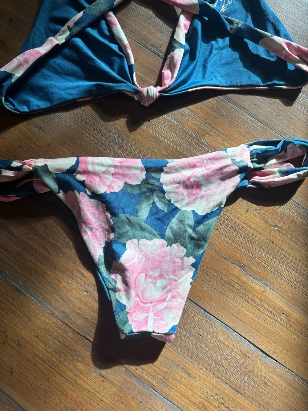 Frankie’s bikinis floral bikini set